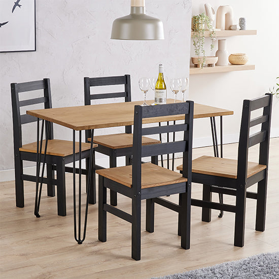 Augusta Wooden Dining Table In Oak With 4 Texas Black Chairs